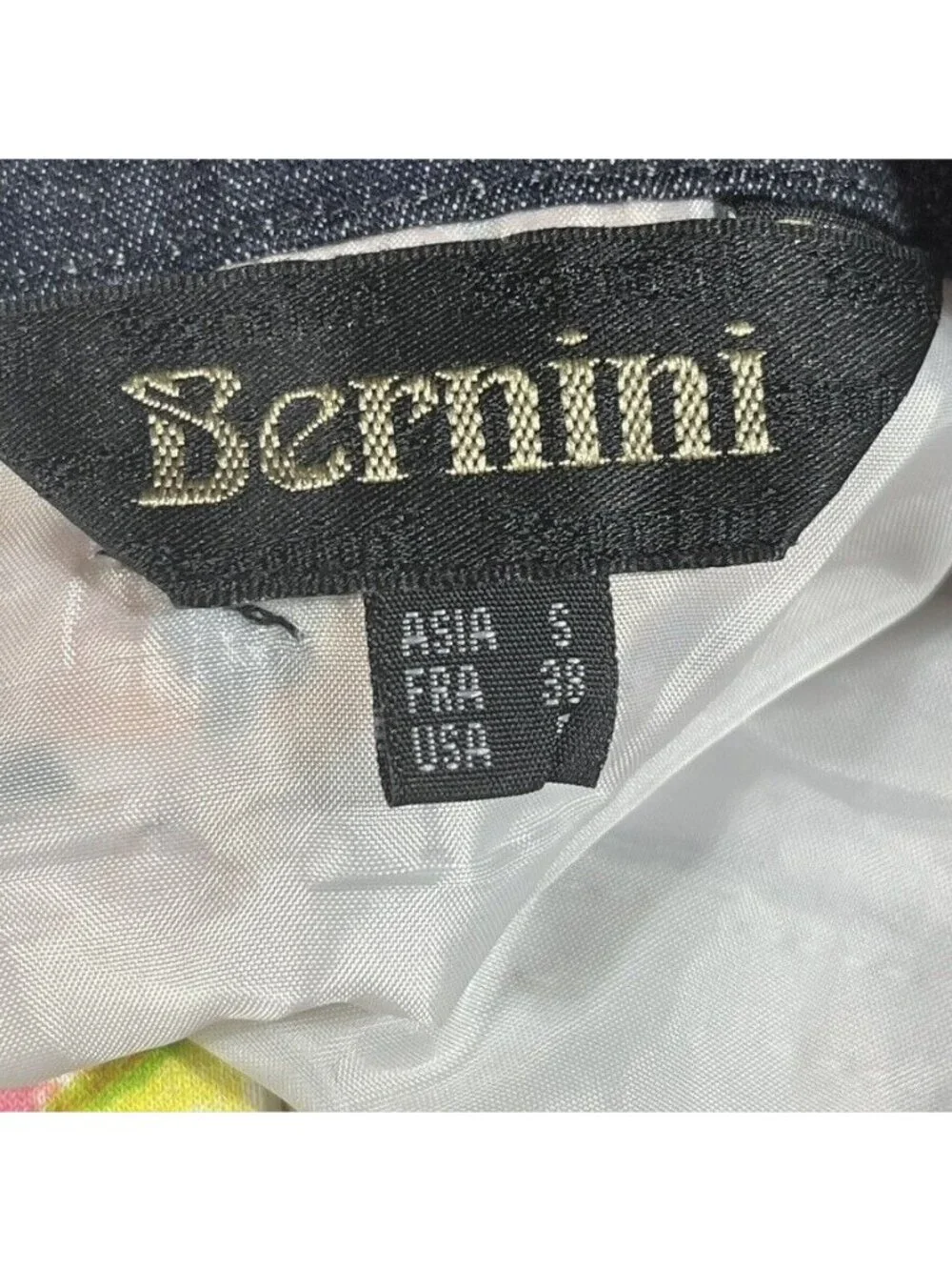 Bernini Womens Floral Mini Skirt Size 7 With Denim Accents